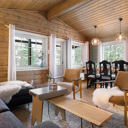 Chalé Lyngebu. Nice Family Cabin With Sea View. *