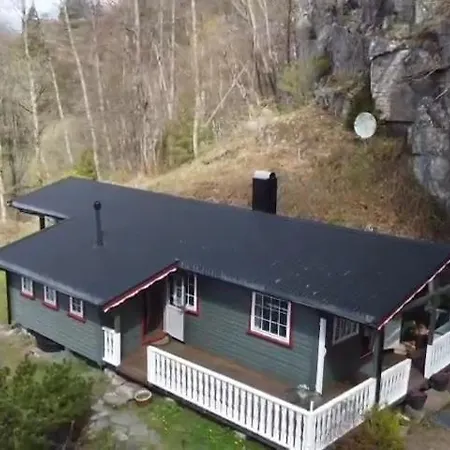 Chalet Lyngebu. Nice Family Cabin With Sea View. *