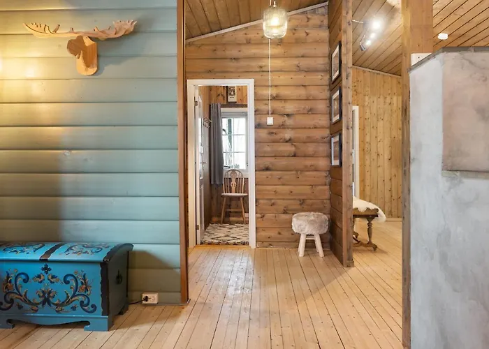 Lyngebu. Nice Family Cabin With Sea View. Chalet