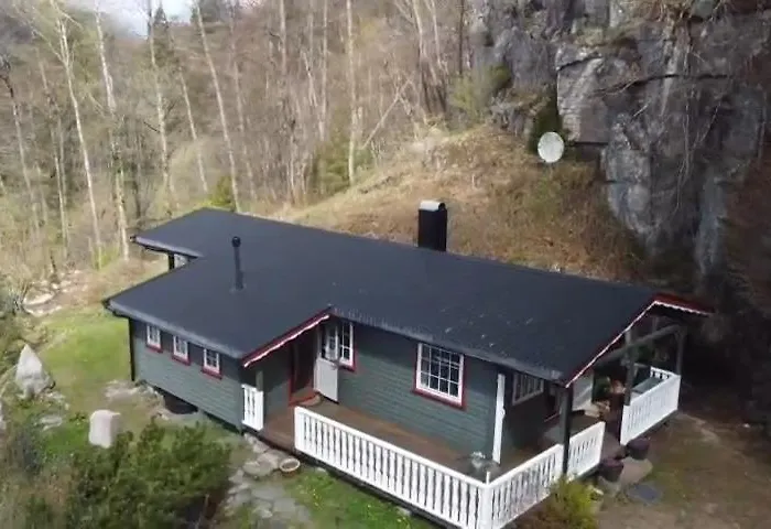 Chalet Lyngebu. Nice Family Cabin With Sea View. *